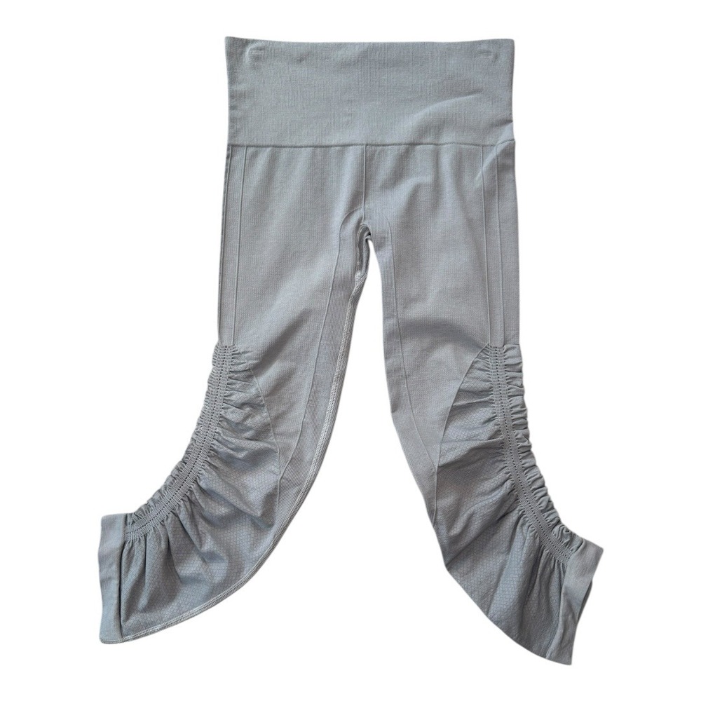 Spiritual Gangster High Waist Ruched Leggings‎ Capri Grey M L Athleisure